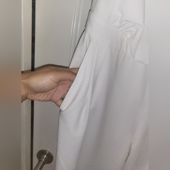 16. NWT HALSTON SLEEVELESS COWL NECK DRAPPED JUMPSUIT SIZE 2 - Picture 11 of 13